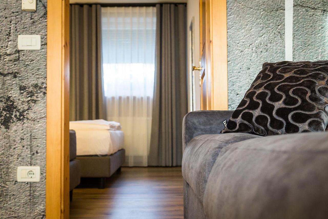 Eden Apartments Сиуси Екстериор снимка